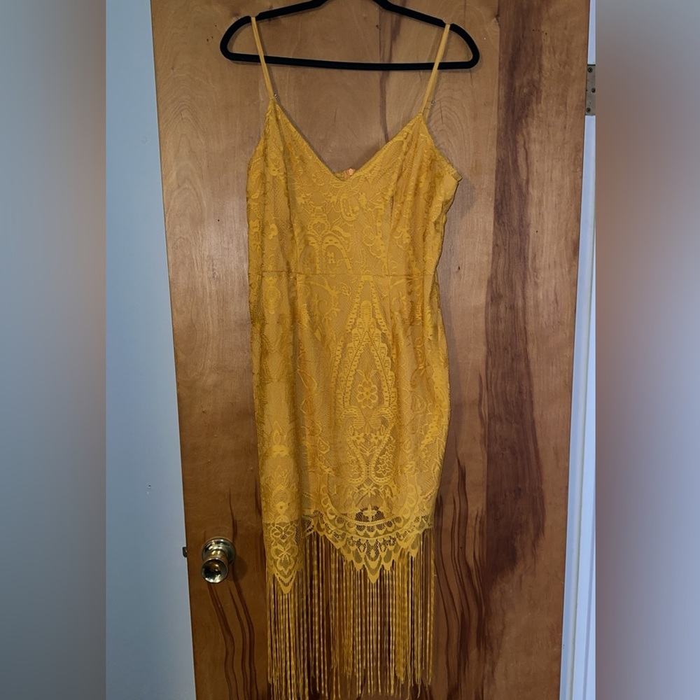 Summer yellow dress. Never been worn